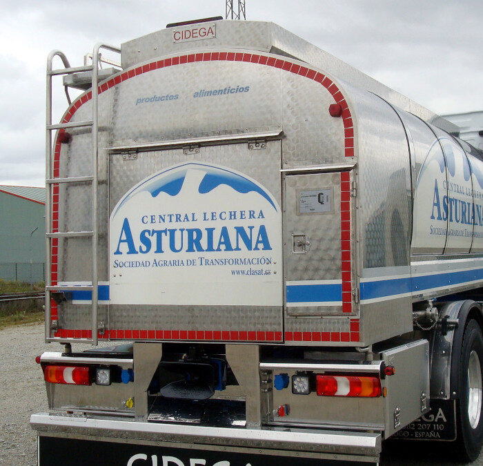 Cisterna sobre camión formato policéntrico